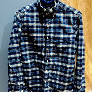 Long sleeve checkered button down shirt